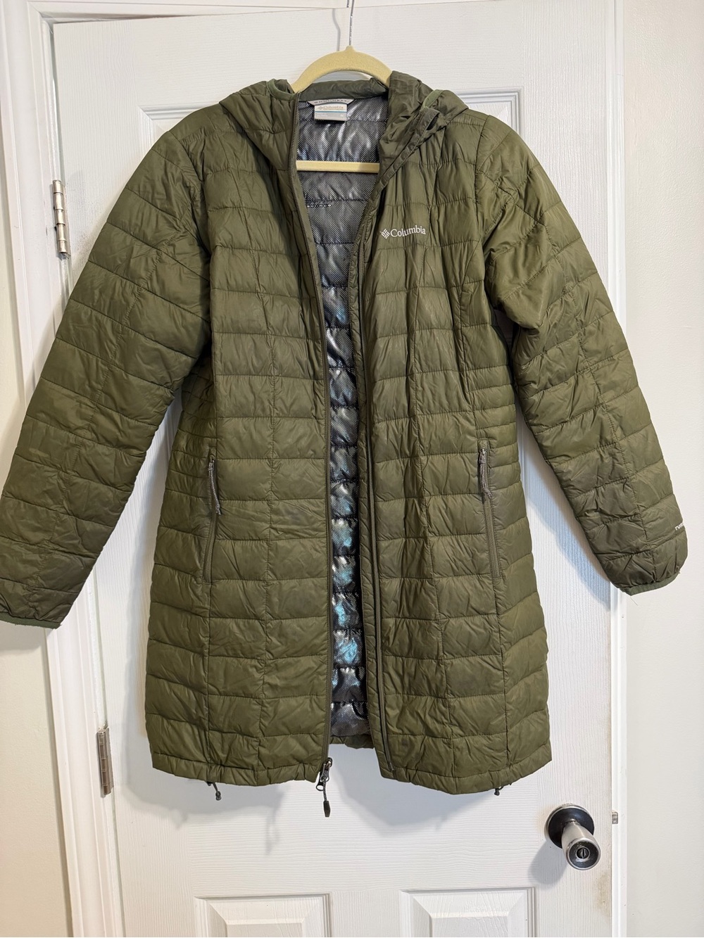 Columbia Women’s Olive Green Insulated Hooded Winter Coat